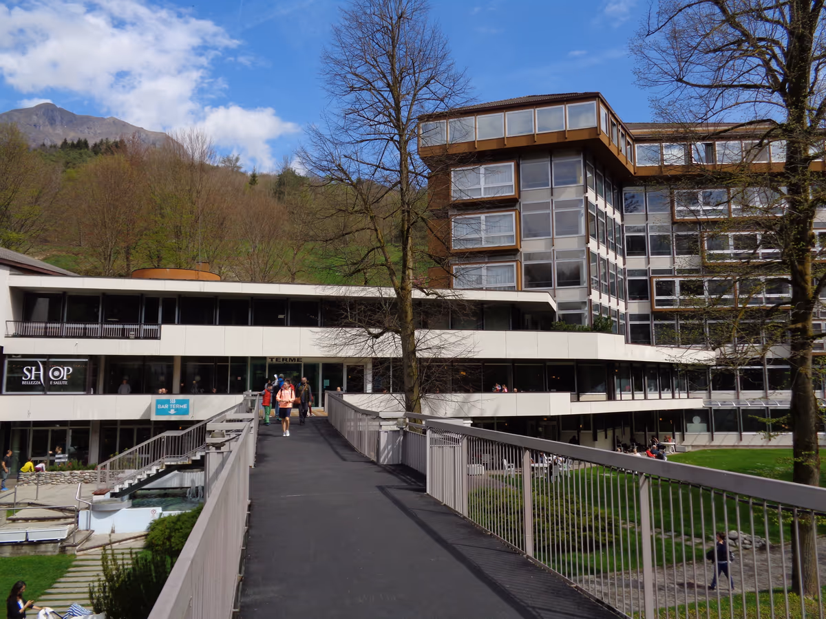 Thermes et detente dans le Trentin : eaux chaudes, lacs de baignade et parcs pour se ressourcer