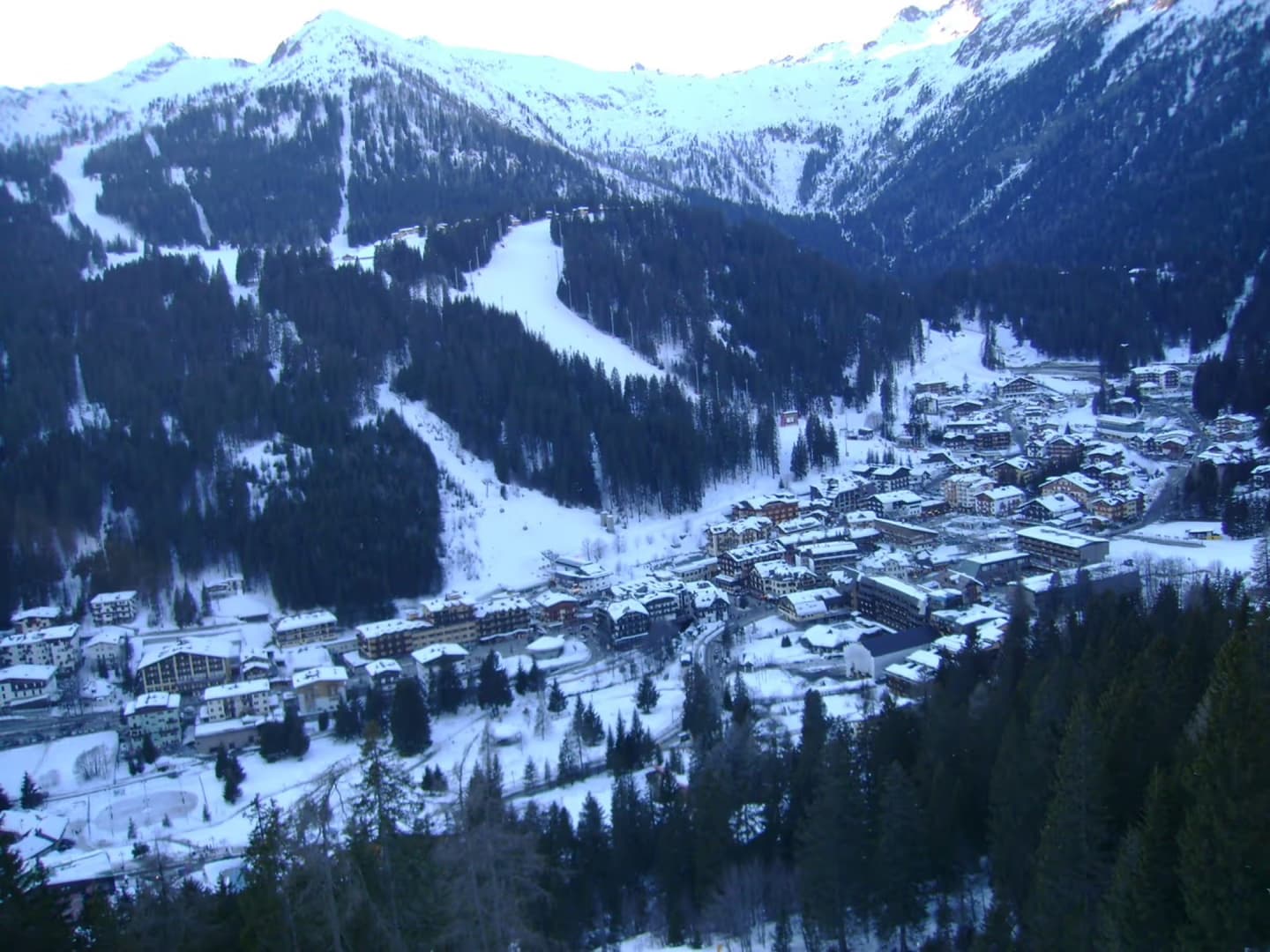 Was tun in Madonna di Campiglio: Brenta-Dolomiten, Bergseen und Sport