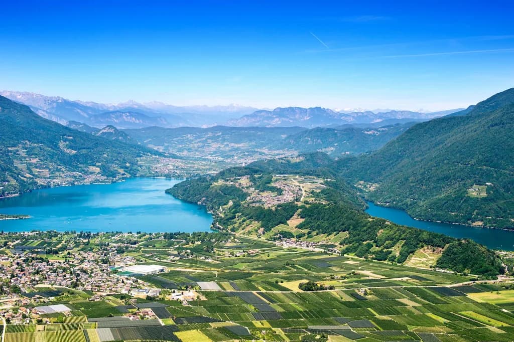 Appartamento, campeggio o hotel sul Lago di Caldonazzo?