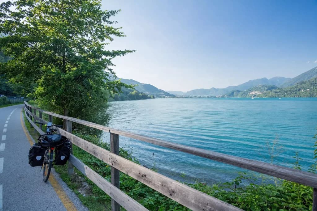 Come arrivare al Lago di Caldonazzo (treno, aeroporto, auto e parcheggi)