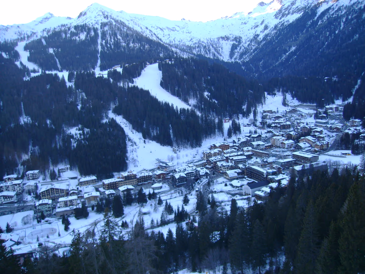 Wat te doen in Madonna di Campiglio: Brenta-Dolomieten, alpenmeren en sport