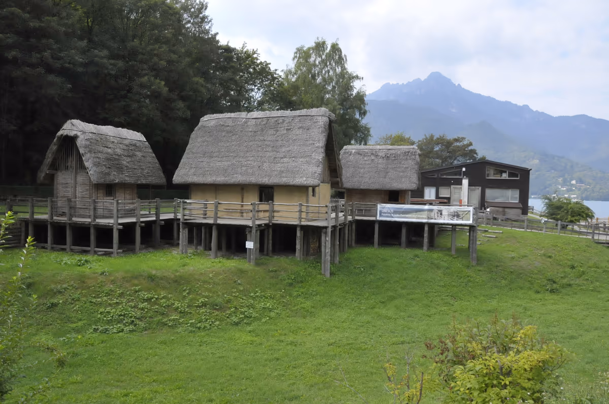 Die Archäologie des Trentino: das römische Trient und die Pfahlbauten von Ledro